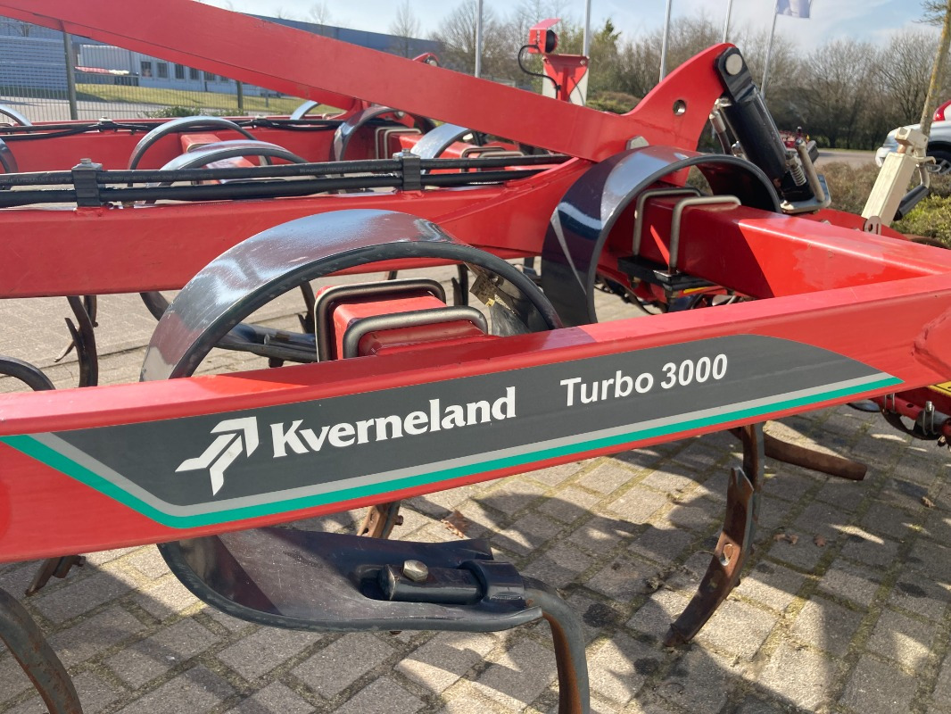 Kverneland TURBO 3000 - مسلفة: صور 4 Kverneland TURBO 3000 - مسلفة: صور 4