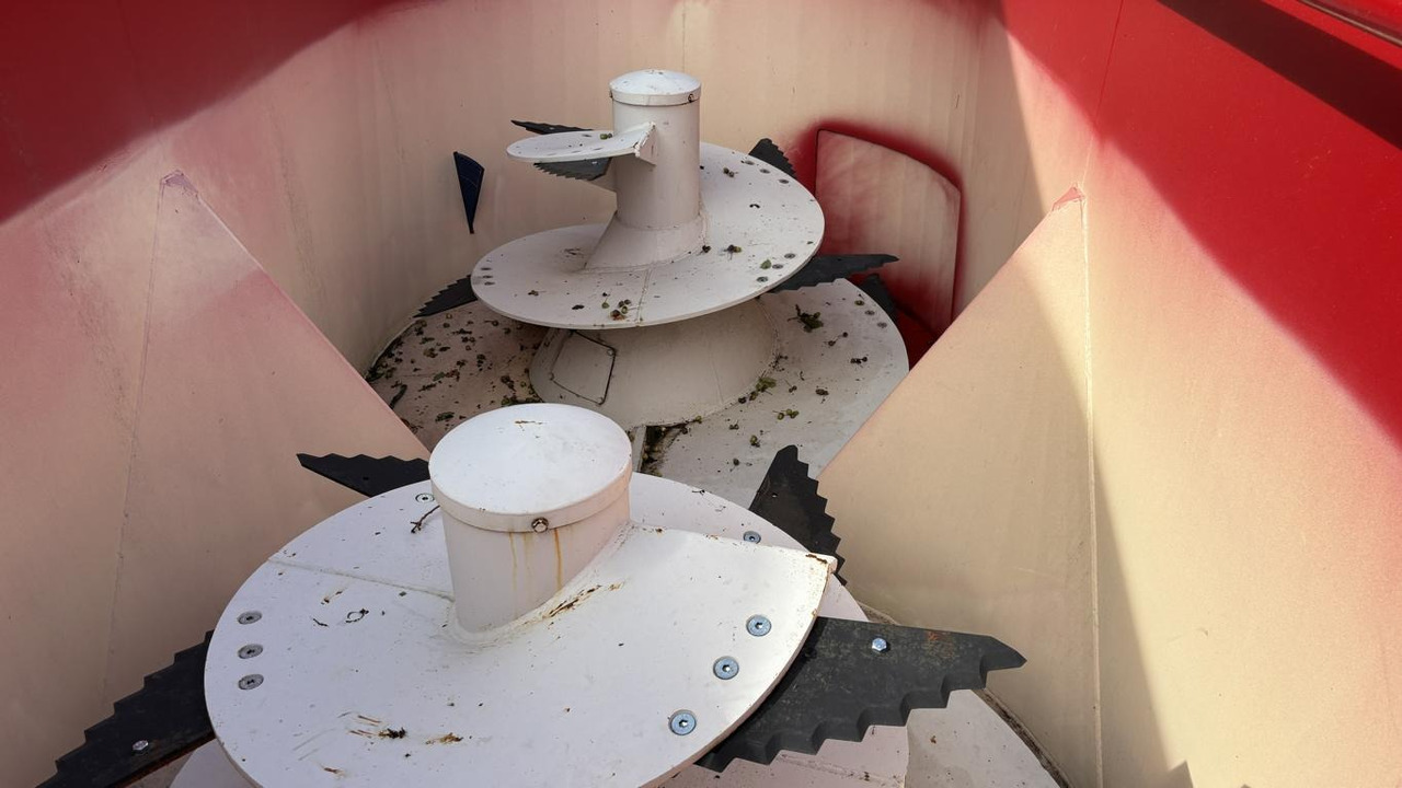 Mayer TRAILEDLINE CLASSIC DUO 16 - آلة خلط وتوزيع الأعلاف: صور 5 Mayer TRAILEDLINE CLASSIC DUO 16 - آلة خلط وتوزيع الأعلاف: صور 5