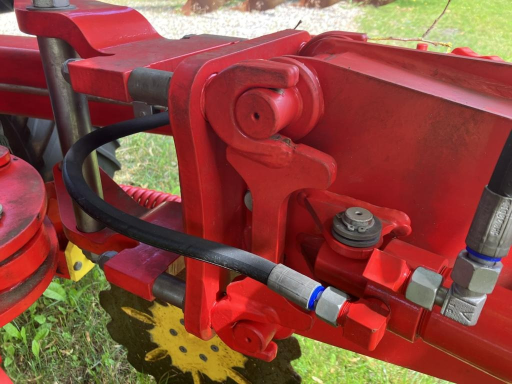 Pöttinger SERVO 35 S-5 PLUSNOVA - محراث: صور 3 Pöttinger SERVO 35 S-5 PLUSNOVA - محراث: صور 3