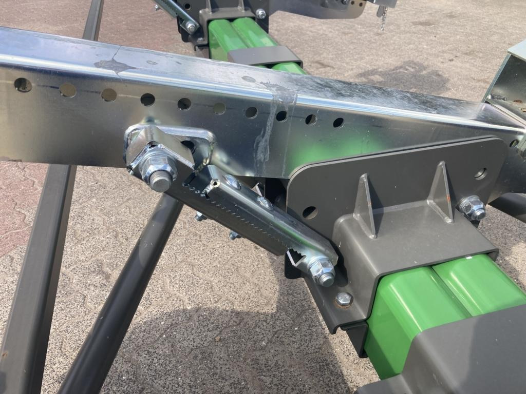 Ziegler 4WT JD HD40X - حصادة شاملة: صور 2 Ziegler 4WT JD HD40X - حصادة شاملة: صور 2