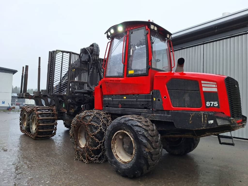 Komatsu 875 - شاحنات نقل الأخشاب في الغابات: صور 1 Komatsu 875 - شاحنات نقل الأخشاب في الغابات: صور 1