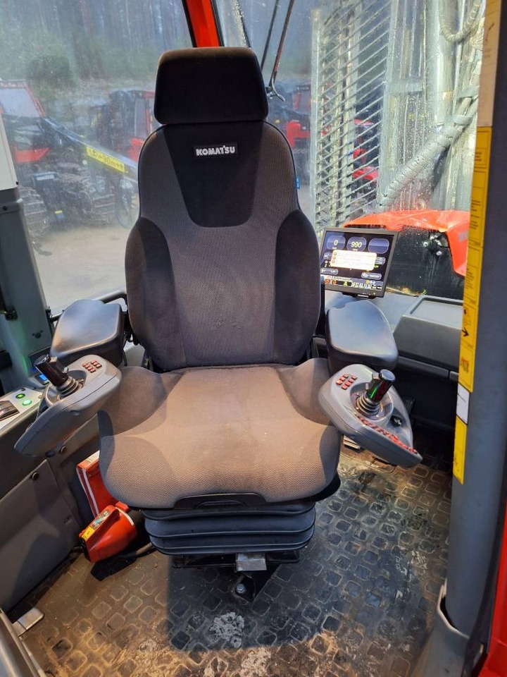 شاحنات نقل الأخشاب في الغابات Komatsu 875: صور 9 شاحنات نقل الأخشاب في الغابات Komatsu 875: صور 9