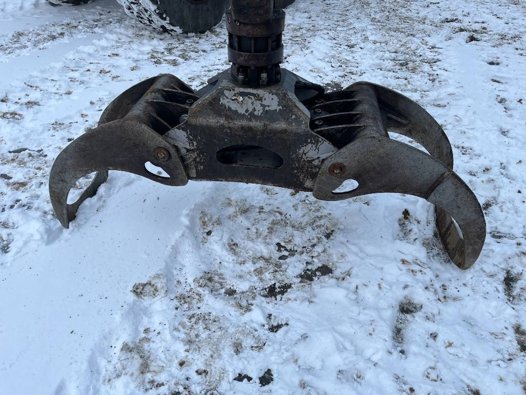 Komatsu 895 - شاحنات نقل الأخشاب في الغابات: صور 5 Komatsu 895 - شاحنات نقل الأخشاب في الغابات: صور 5