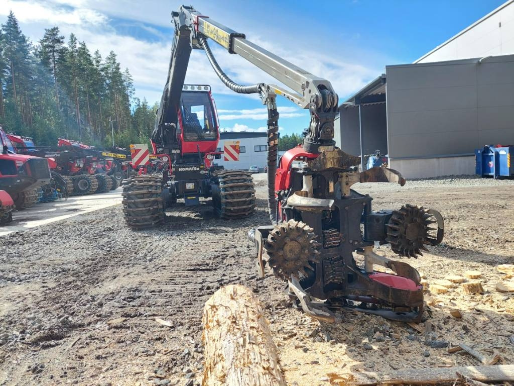 Komatsu 901 XC - الحصادات: صور 3 Komatsu 901 XC - الحصادات: صور 3