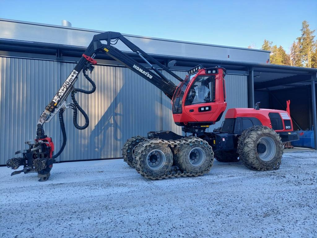 Komatsu 901 - الحصادات: صور 1 Komatsu 901 - الحصادات: صور 1