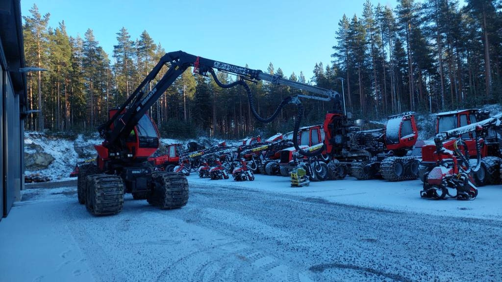 Komatsu 901 - الحصادات: صور 5 Komatsu 901 - الحصادات: صور 5