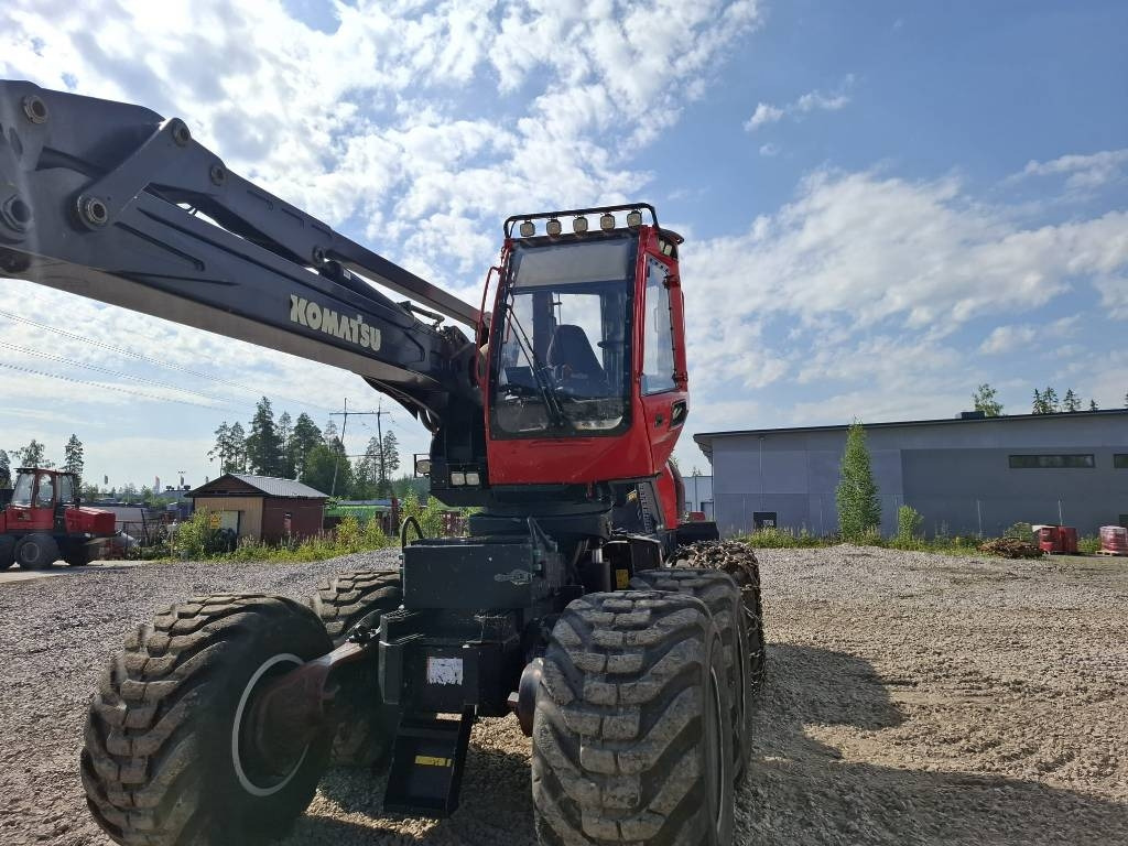 Komatsu 931 XC - الحصادات: صور 1 Komatsu 931 XC - الحصادات: صور 1