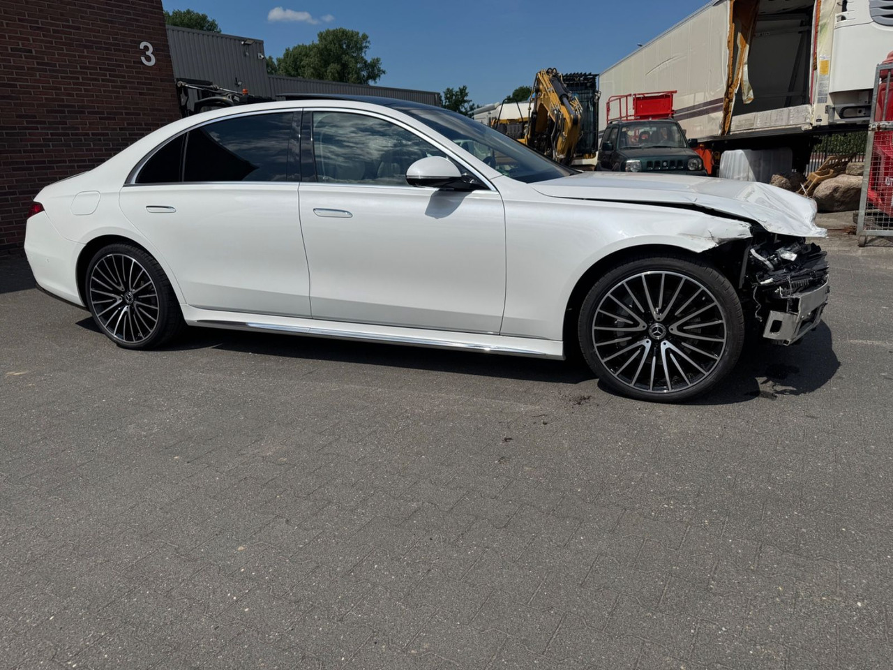Mercedes-Benz S 450 d 4Matic Lang AMG / TV/ BURMESTER / VOLL - سيدان: صور 2 Mercedes-Benz S 450 d 4Matic Lang AMG / TV/ BURMESTER / VOLL - سيدان: صور 2