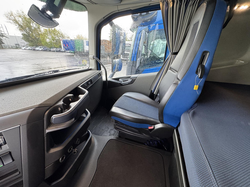 Volvo FH - شاحنة جرار: صور 2 Volvo FH - شاحنة جرار: صور 2