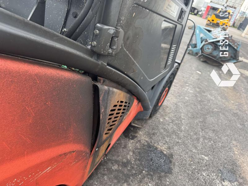 رافعة شوكية تعمل بالغاز FENWICK H20: صور 6