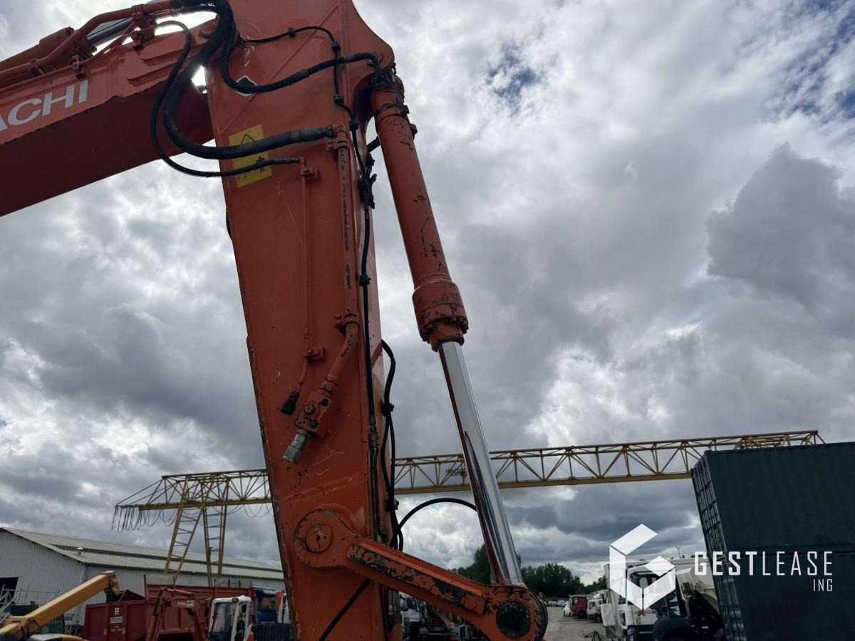 Hitachi ZX250LCN-5B - حفارات زحافة: صور 5 Hitachi ZX250LCN-5B - حفارات زحافة: صور 5