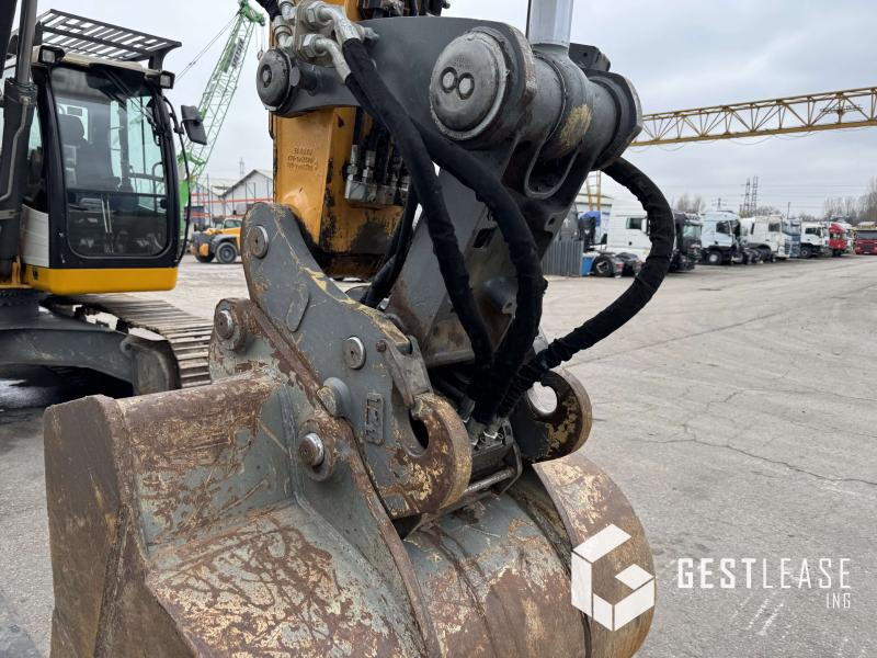 Liebherr R926 LC - حفارات زحافة: صور 5 Liebherr R926 LC - حفارات زحافة: صور 5
