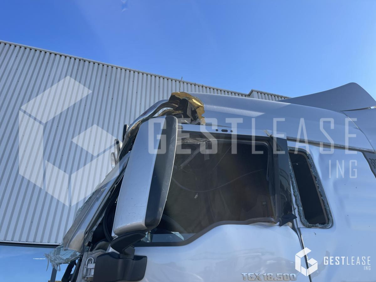 شاحنة جرار MAN TGX 18.500: صور 12