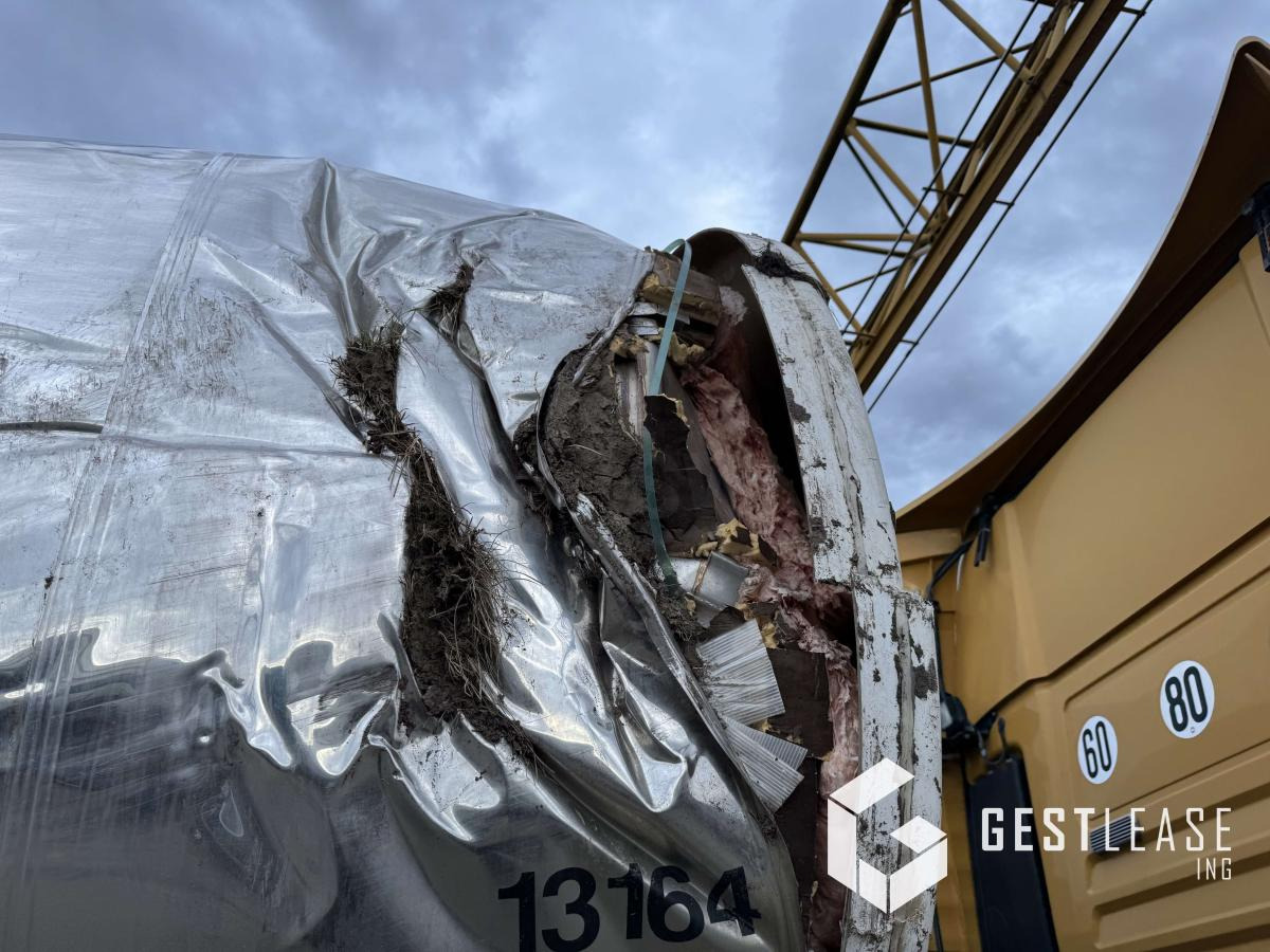 نصف مقطورة صهريج Magyar S33BTA: صور 10 نصف مقطورة صهريج Magyar S33BTA: صور 10