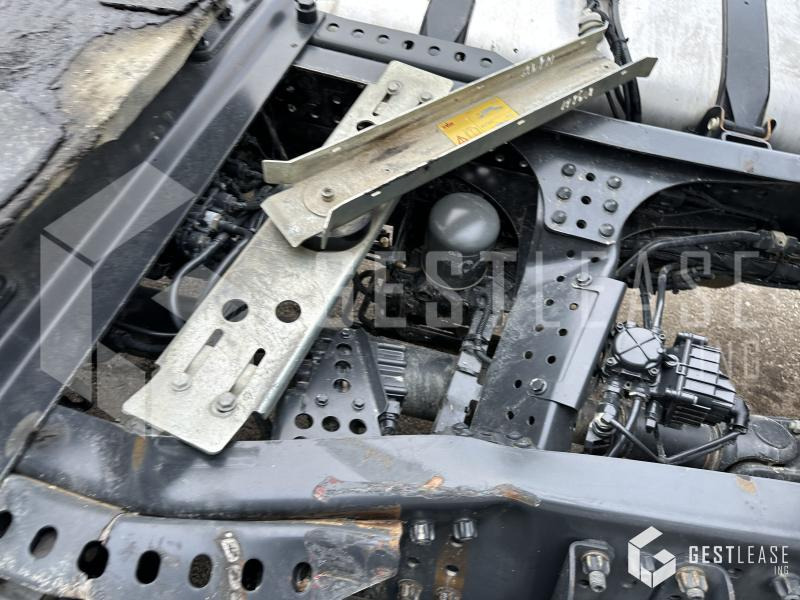 شاحنة جرار Mercedes Actros 1848: صور 6 شاحنة جرار Mercedes Actros 1848: صور 6