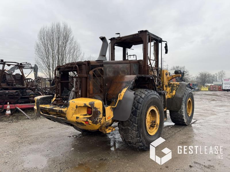 Volvo L 120 F - اللودر بعجل: صور 3 Volvo L 120 F - اللودر بعجل: صور 3