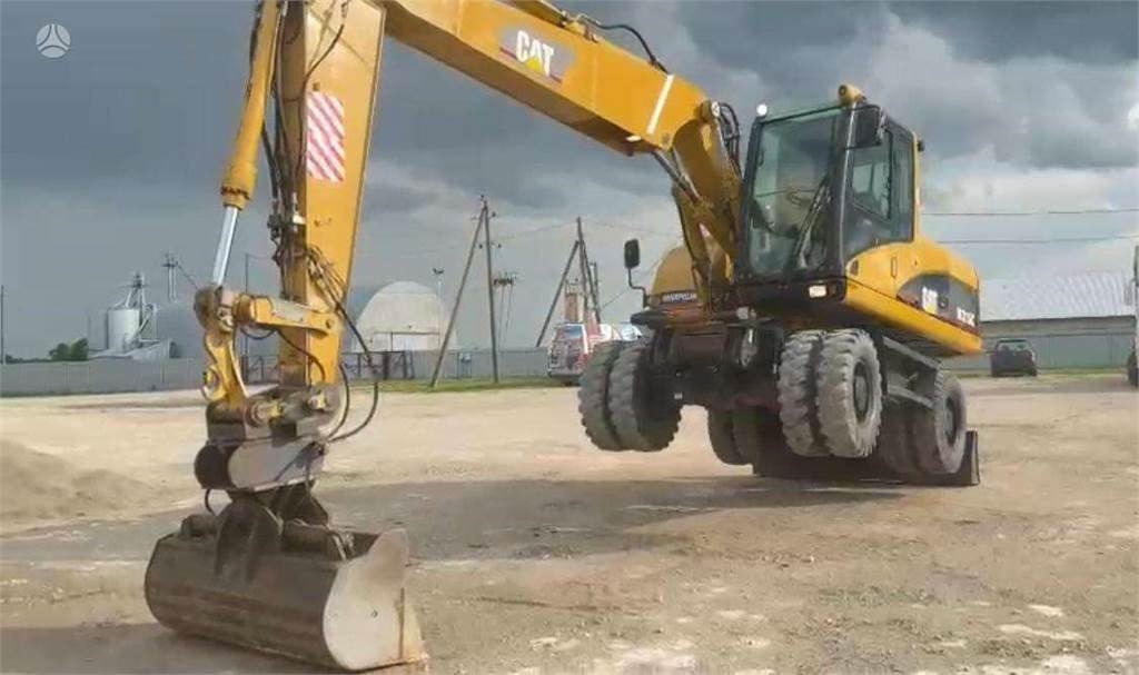 CAT M315C - حفارة على عجلات: صور 2 CAT M315C - حفارة على عجلات: صور 2