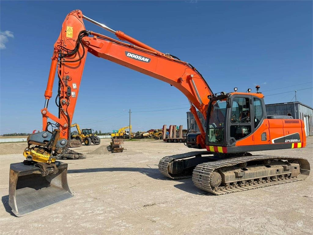 Doosan DX 225 LC ENGCON ROTOTILT TOP - حفارات زحافة: صور 1 Doosan DX 225 LC ENGCON ROTOTILT TOP - حفارات زحافة: صور 1