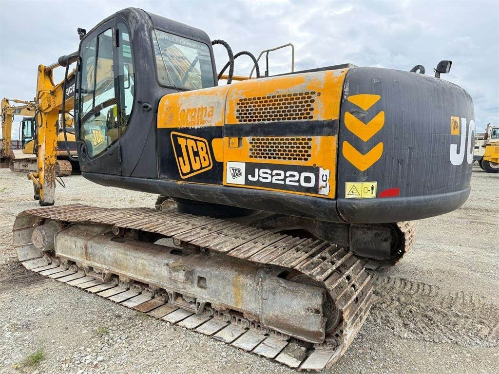 JCB JS 220 LC - حفارات زحافة: صور 5 JCB JS 220 LC - حفارات زحافة: صور 5