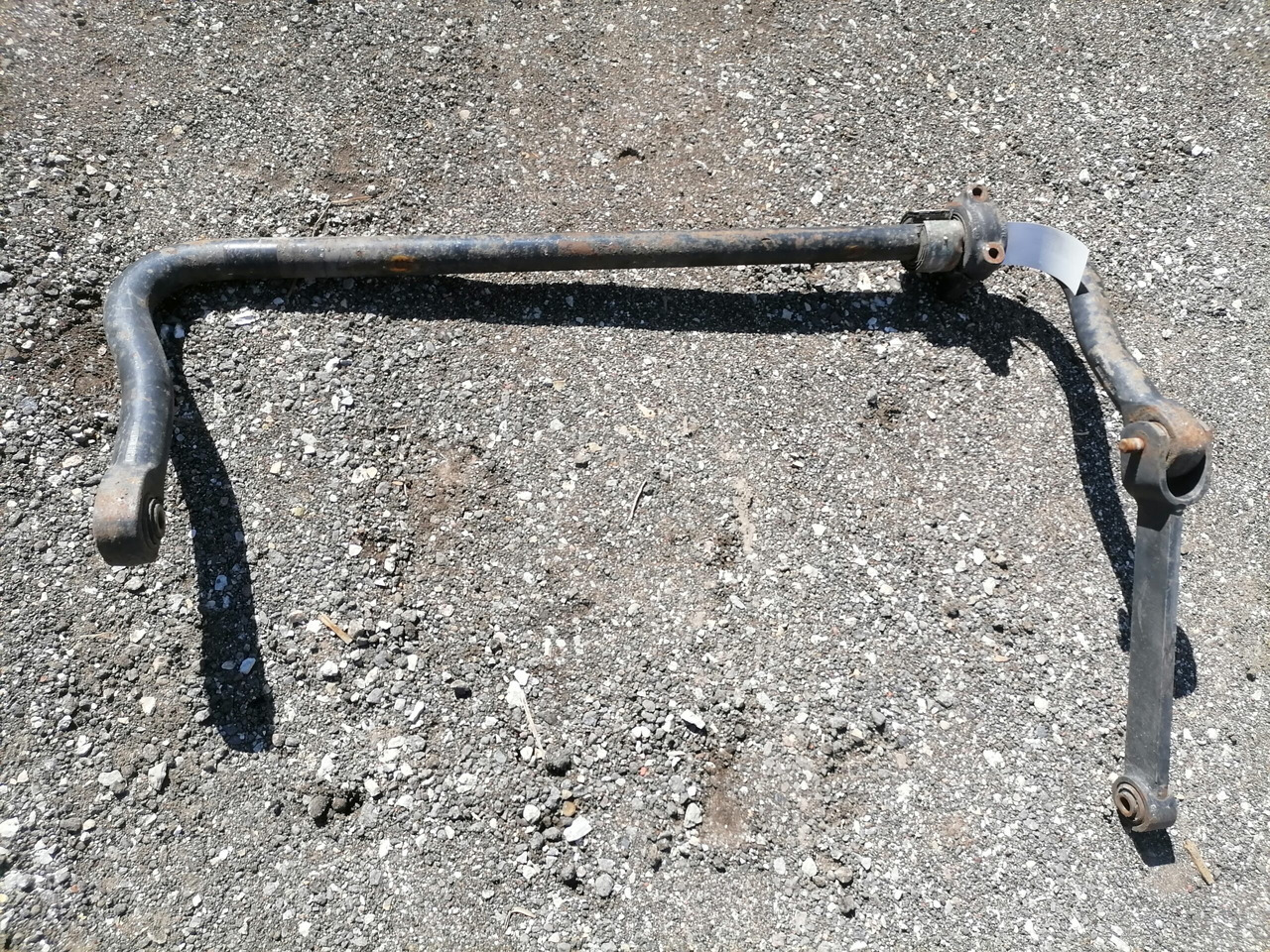 MAN Anti-roll bar 81437156074 - عمود التوازن - شاحنة: صور 2 MAN Anti-roll bar 81437156074 - عمود التوازن - شاحنة: صور 2