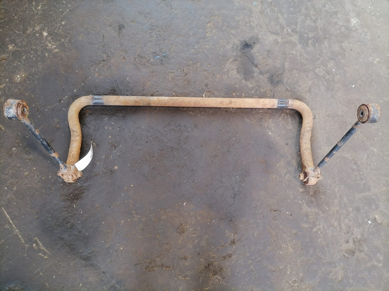 MAN Anti-roll bar 81437156074 - عمود التوازن - شاحنة: صور 2 MAN Anti-roll bar 81437156074 - عمود التوازن - شاحنة: صور 2