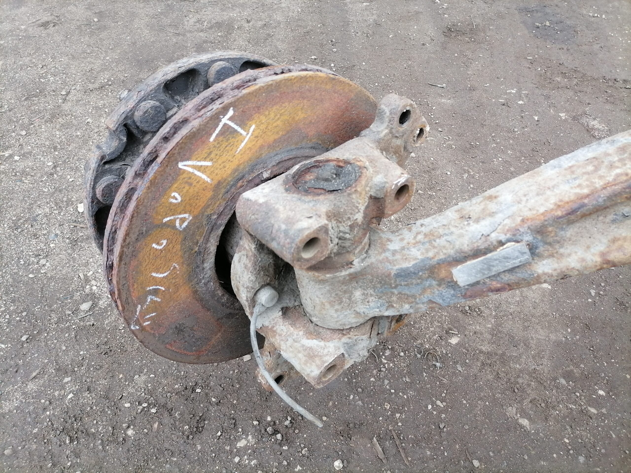 MAN Axel housing 81441013143 - المحور الأمامي - شاحنة: صور 3 MAN Axel housing 81441013143 - المحور الأمامي - شاحنة: صور 3