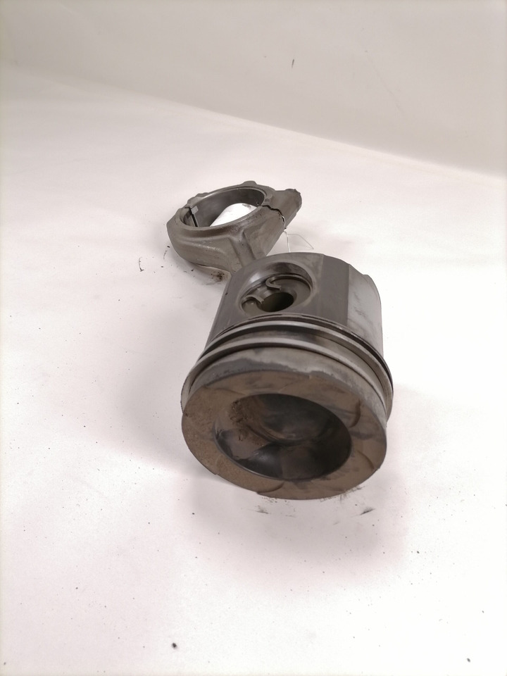 MAN Connecting rod + piston 51024006030 - ديترويت / خواتم / البطانات - شاحنة: صور 2 MAN Connecting rod + piston 51024006030 - ديترويت / خواتم / البطانات - شاحنة: صور 2