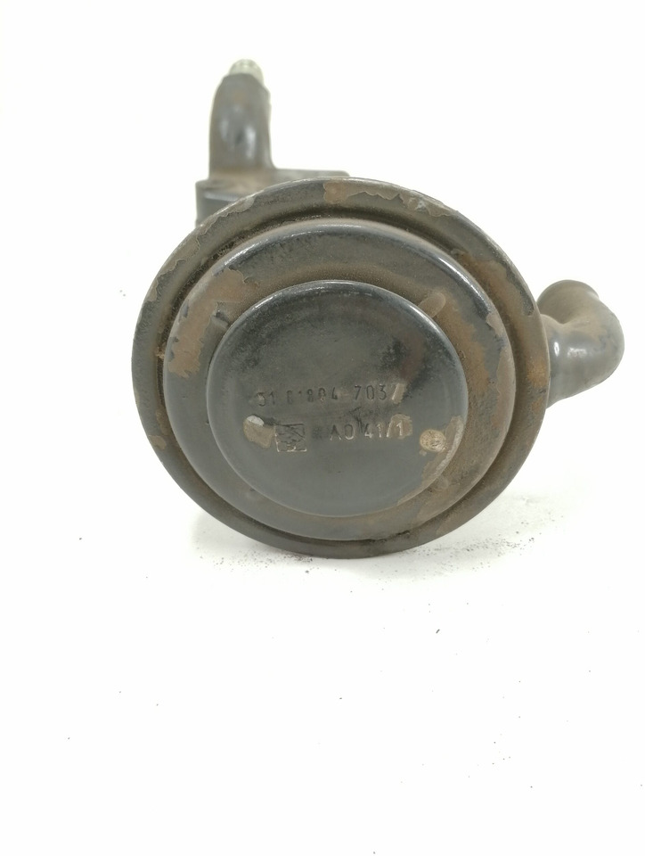 MAN Crankcase Ventilation Pipe 51018023047 - علبة المرافق - شاحنة: صور 3 MAN Crankcase Ventilation Pipe 51018023047 - علبة المرافق - شاحنة: صور 3