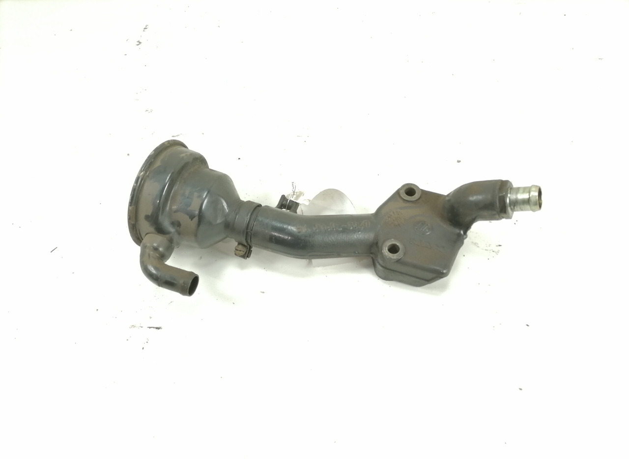 MAN Crankcase Ventilation Pipe 51018023047 - علبة المرافق - شاحنة: صور 1 MAN Crankcase Ventilation Pipe 51018023047 - علبة المرافق - شاحنة: صور 1