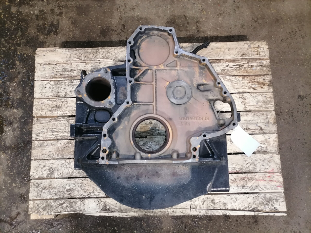 MAN Flywheel housing 51014013232 - دولاب الموازنة - شاحنة: صور 4 MAN Flywheel housing 51014013232 - دولاب الموازنة - شاحنة: صور 4