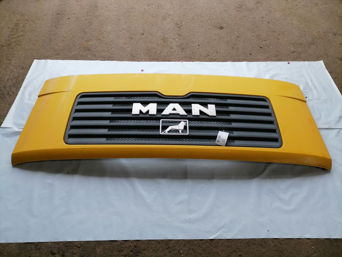 MAN Grille panel 81611100042 - جلوپنجره - شاحنة: صور 2 MAN Grille panel 81611100042 - جلوپنجره - شاحنة: صور 2