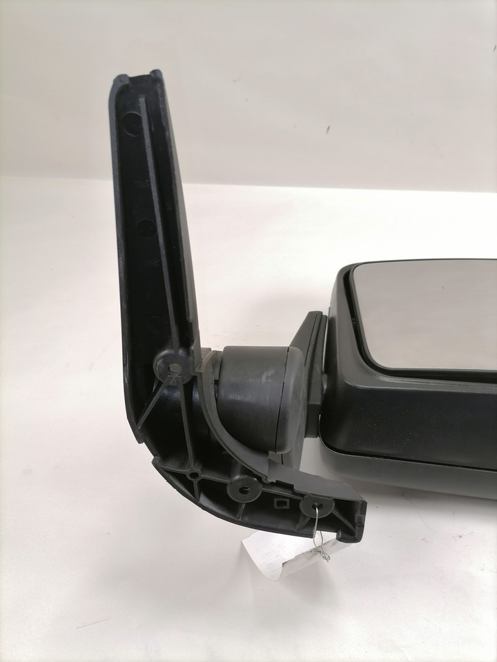 MAN Küljepeegel, parem 81637306531 - المرآة الخلفية - شاحنة: صور 2 MAN Küljepeegel, parem 81637306531 - المرآة الخلفية - شاحنة: صور 2