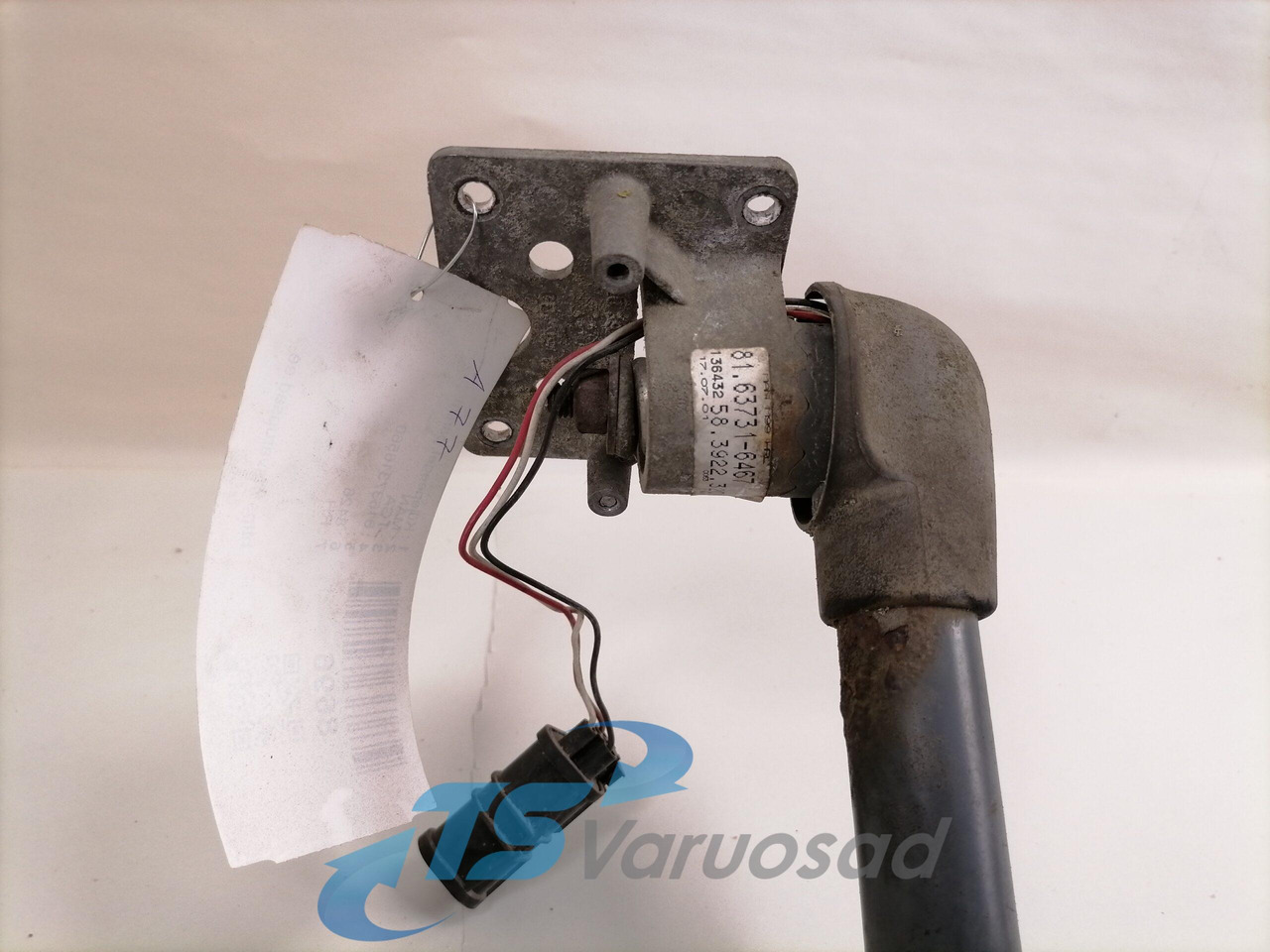 MAN Küljepeegel, parem 81637316560 - المرآة الخلفية - شاحنة: صور 3 MAN Küljepeegel, parem 81637316560 - المرآة الخلفية - شاحنة: صور 3