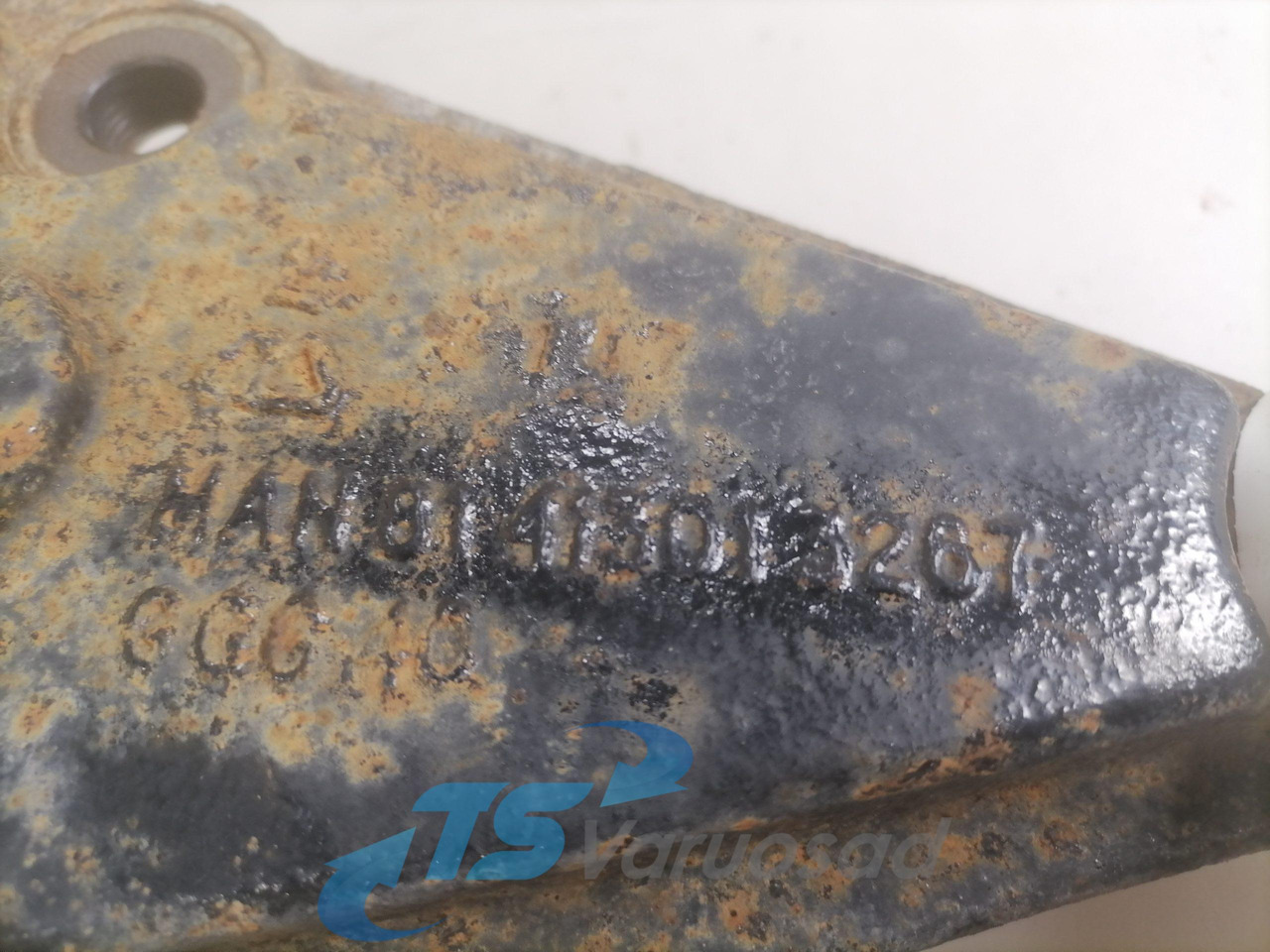 MAN Leaf spring bracket 81413013267 - تعليق - شاحنة: صور 2 MAN Leaf spring bracket 81413013267 - تعليق - شاحنة: صور 2