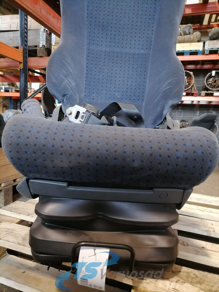 MAN Passenger seat - مقاعد السيارات - شاحنة: صور 3 MAN Passenger seat - مقاعد السيارات - شاحنة: صور 3