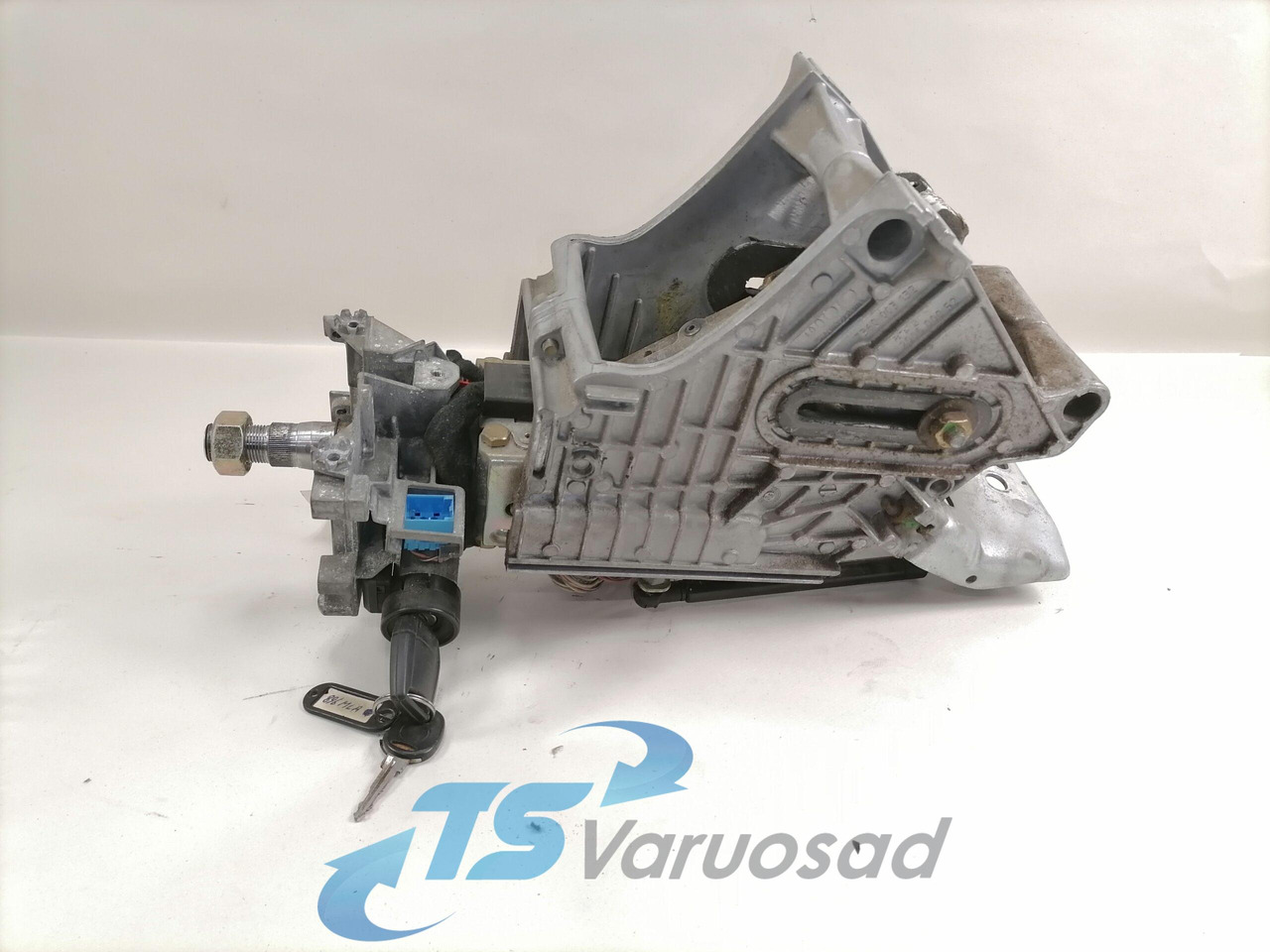 MAN Roolisammas 81461136235 - عمود التوجيه - شاحنة: صور 2 MAN Roolisammas 81461136235 - عمود التوجيه - شاحنة: صور 2