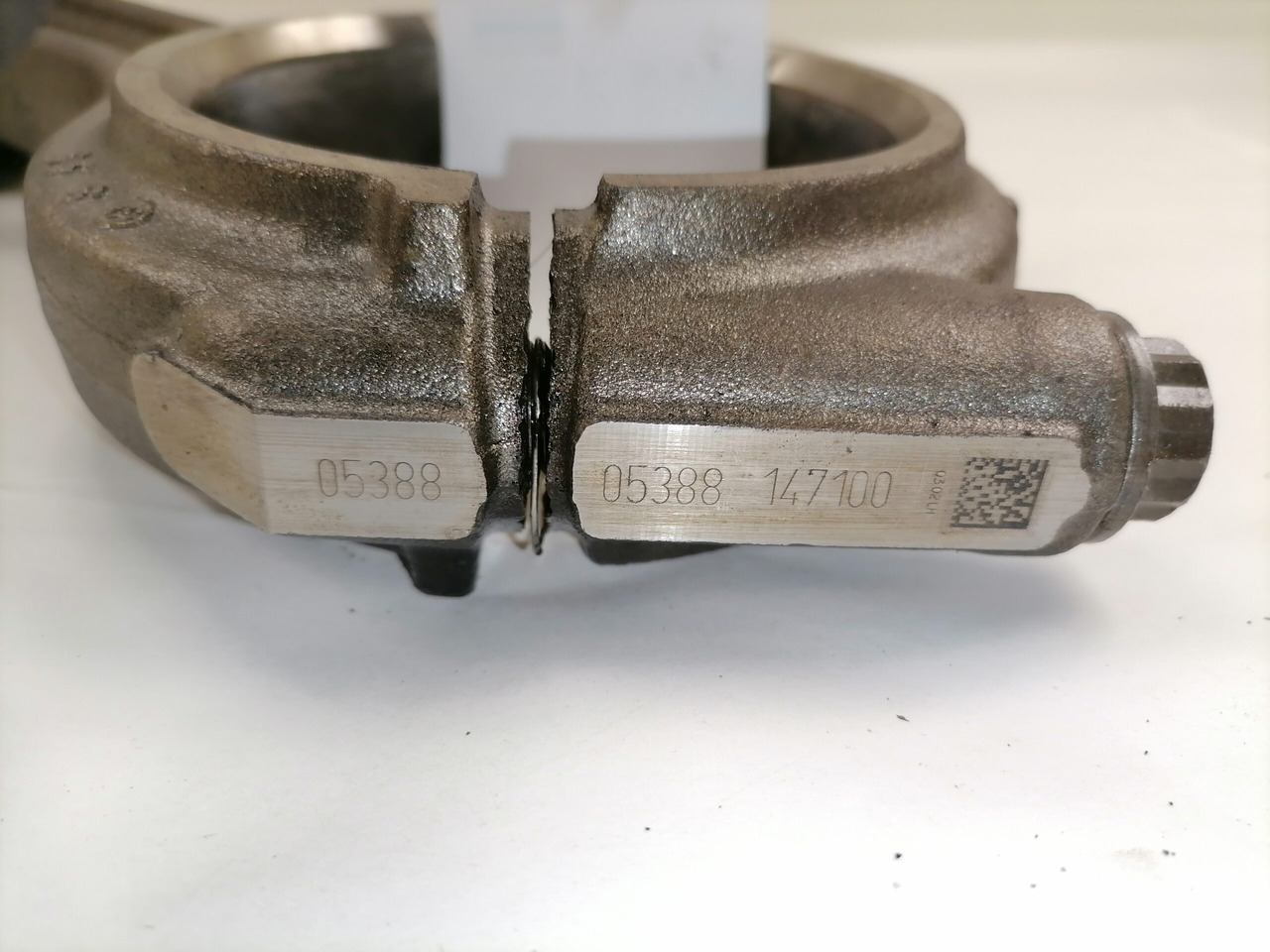 Mercedes-Benz Connecting rod + piston A4710371601 - ديترويت / خواتم / البطانات - شاحنة: صور 5 Mercedes-Benz Connecting rod + piston A4710371601 - ديترويت / خواتم / البطانات - شاحنة: صور 5