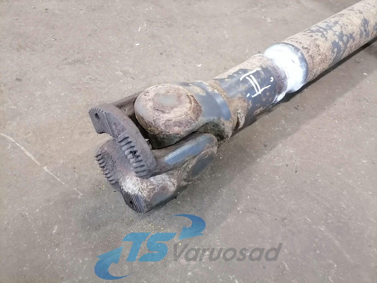Mercedes-Benz Propeller shaft A6574101802 - عمود الكردان - شاحنة: صور 3 Mercedes-Benz Propeller shaft A6574101802 - عمود الكردان - شاحنة: صور 3
