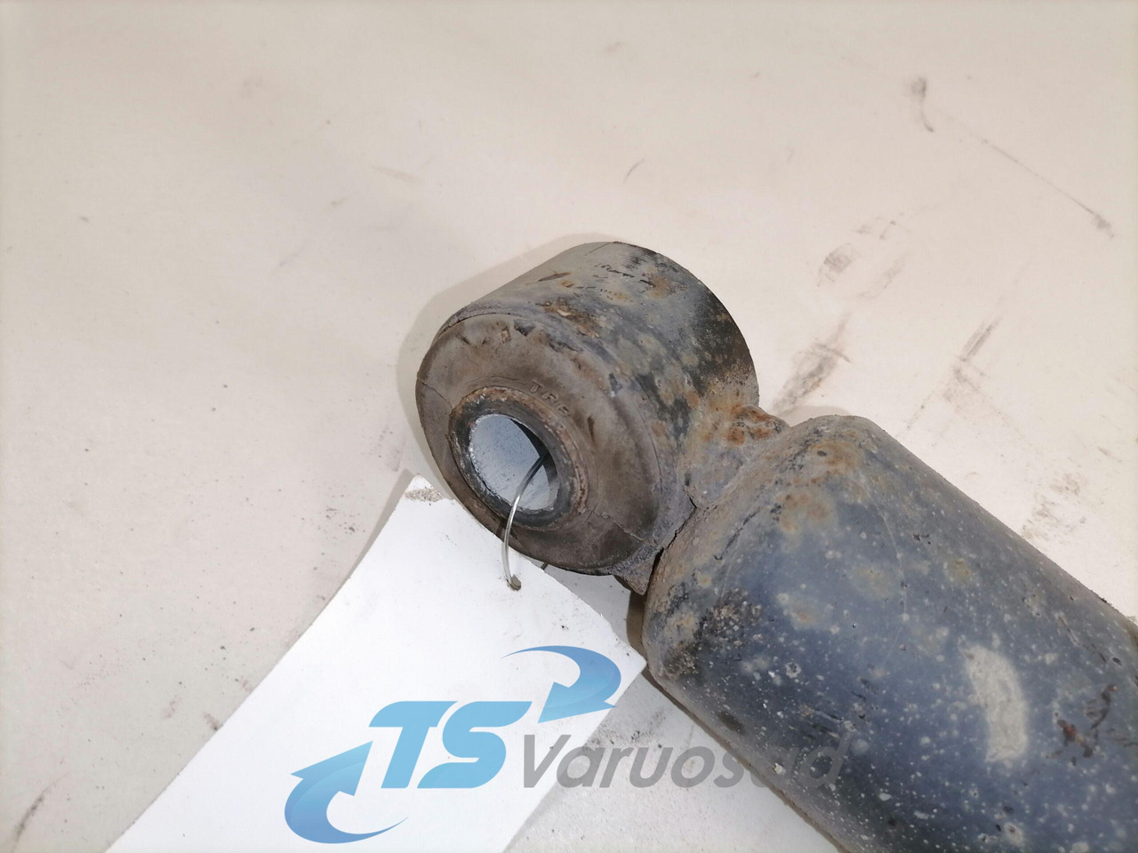 Mercedes-Benz Rear axel shock absorber A0053261200 - امتصاص الصدمات - شاحنة: صور 2 Mercedes-Benz Rear axel shock absorber A0053261200 - امتصاص الصدمات - شاحنة: صور 2