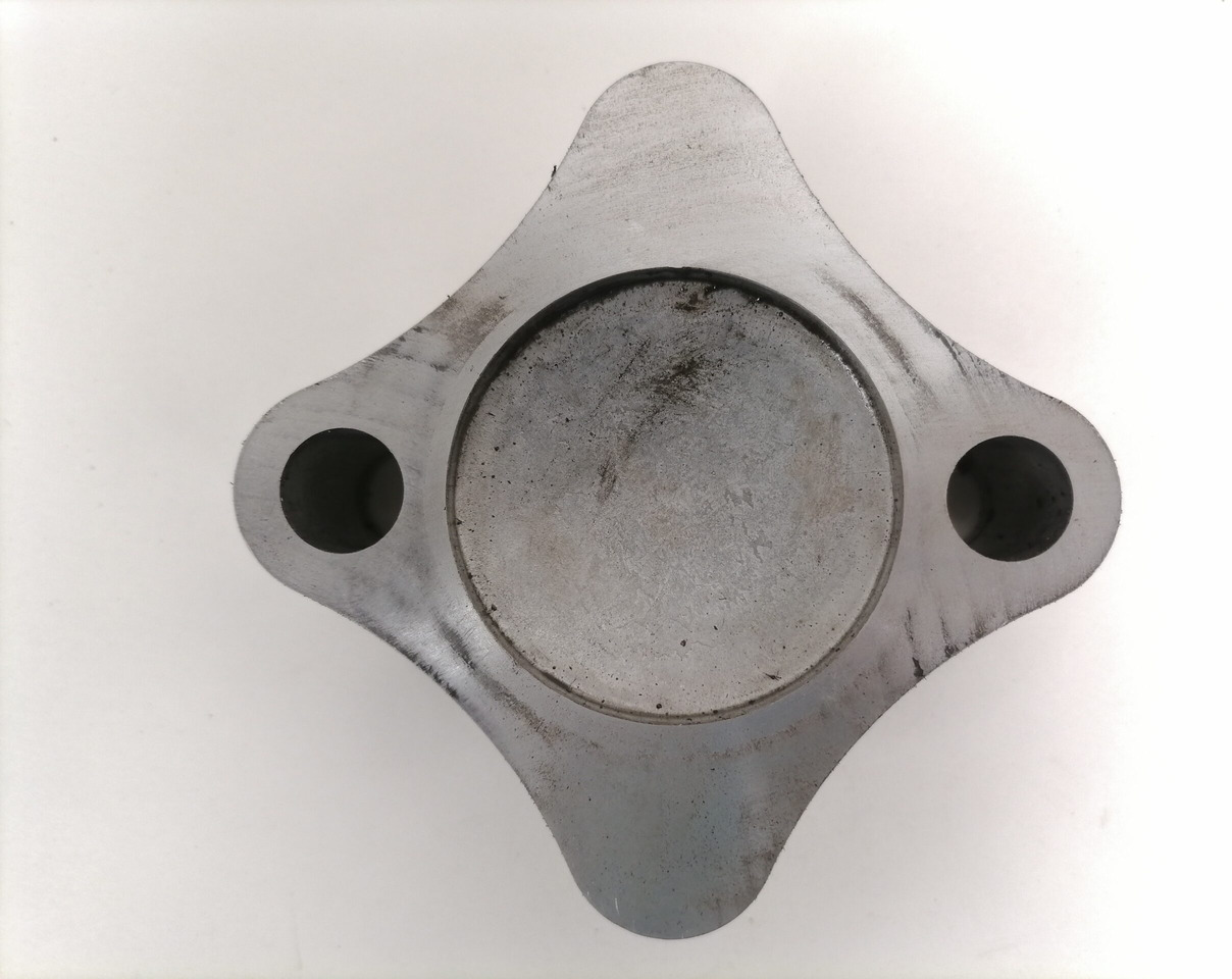 Mercedes-Benz engine side cover A4712340433 - المحرك و قطع الغيار - شاحنة: صور 2 Mercedes-Benz engine side cover A4712340433 - المحرك و قطع الغيار - شاحنة: صور 2