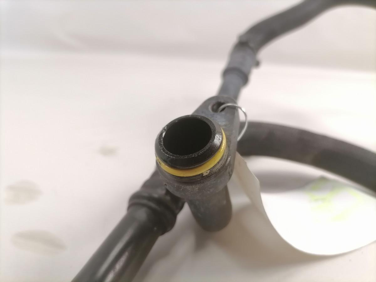 Scania A/C pipe 2608754 - التدفئة / التهوية - شاحنة: صور 3 Scania A/C pipe 2608754 - التدفئة / التهوية - شاحنة: صور 3