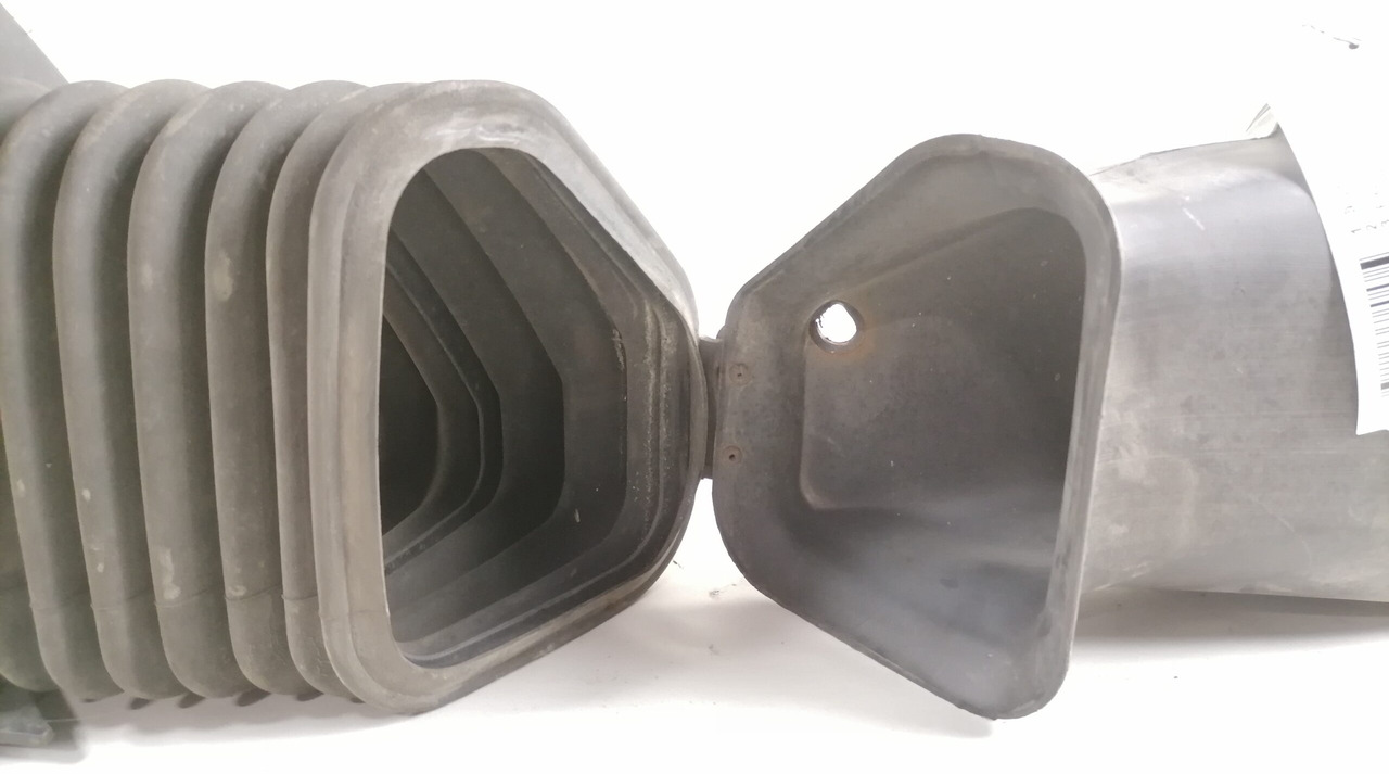 Scania Air intake 1363392 - نظام سحب الهواء - شاحنة: صور 3 Scania Air intake 1363392 - نظام سحب الهواء - شاحنة: صور 3