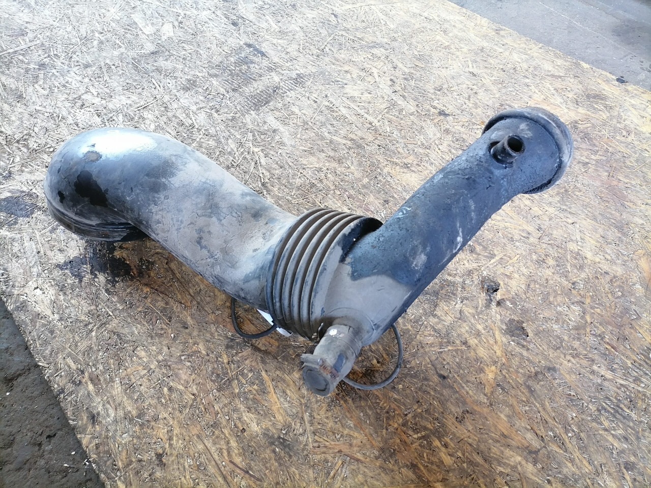 Scania Air intake 1409145 - نظام سحب الهواء - شاحنة: صور 3 Scania Air intake 1409145 - نظام سحب الهواء - شاحنة: صور 3