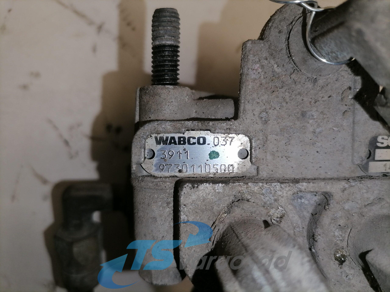 Scania Air pressure control valve 1425183 - صمام الفرامل - شاحنة: صور 4 Scania Air pressure control valve 1425183 - صمام الفرامل - شاحنة: صور 4