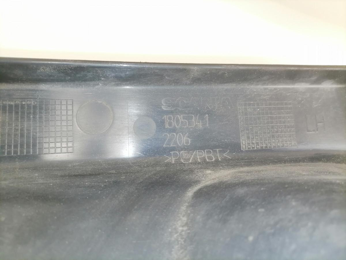 Scania Astmelaua plastik kate, ülemine vasak 1805341 - خطوة جانبية - شاحنة: صور 4 Scania Astmelaua plastik kate, ülemine vasak 1805341 - خطوة جانبية - شاحنة: صور 4