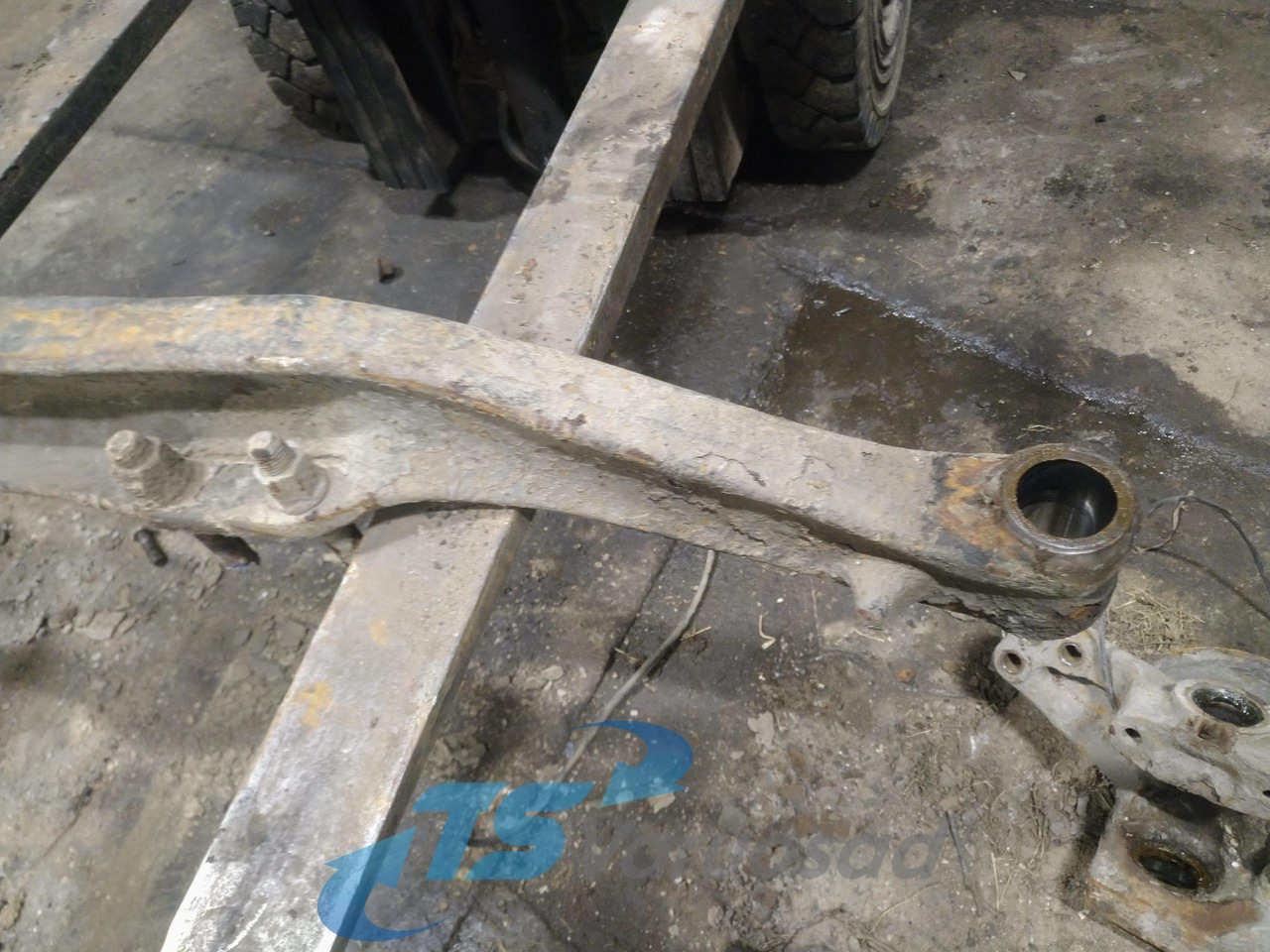 Scania Axel housing 1394399 - المحور الأمامي - شاحنة: صور 4 Scania Axel housing 1394399 - المحور الأمامي - شاحنة: صور 4