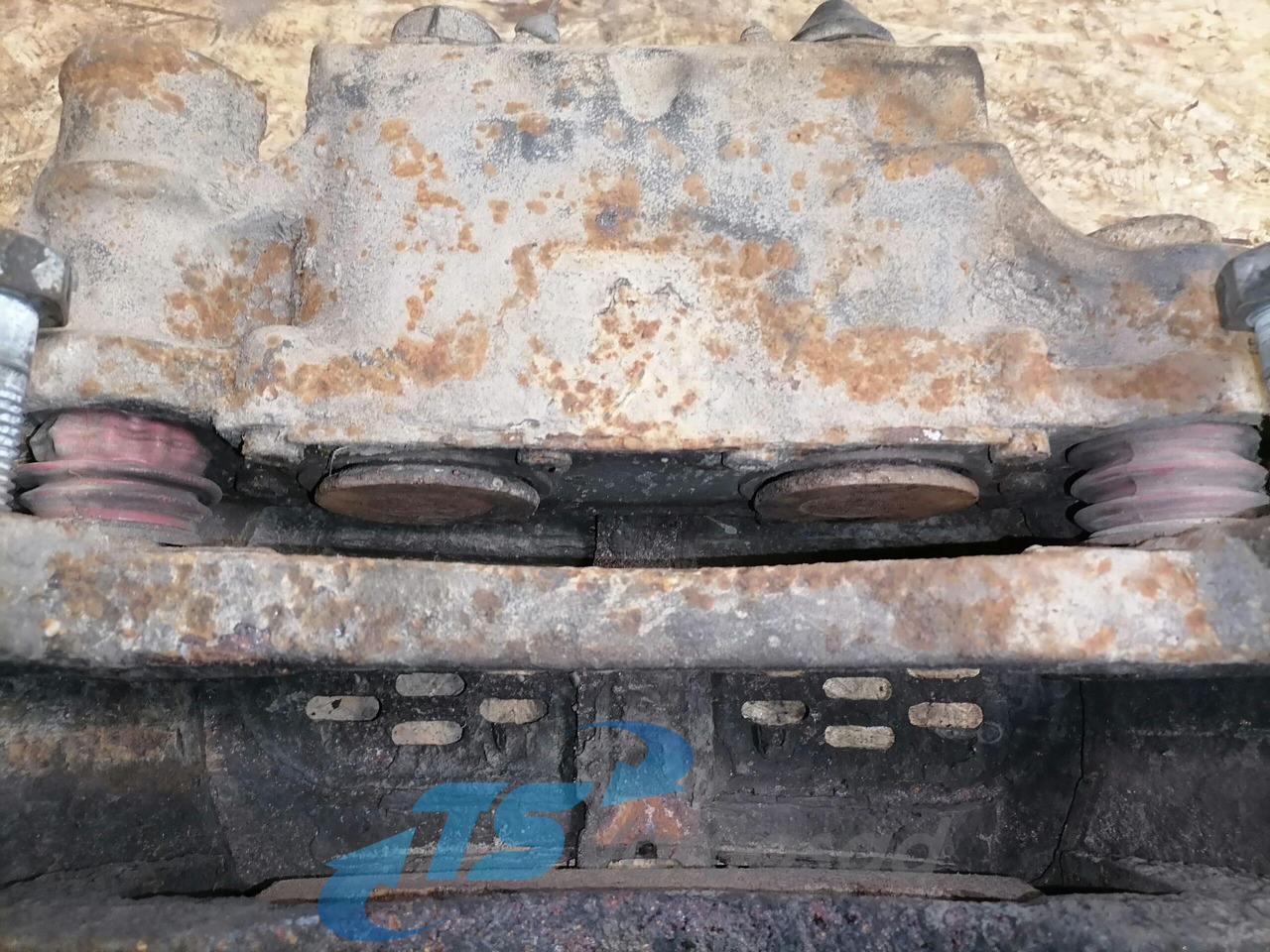 Scania Brake caliper 1744249 - أجزاء الفرامل - شاحنة: صور 2 Scania Brake caliper 1744249 - أجزاء الفرامل - شاحنة: صور 2