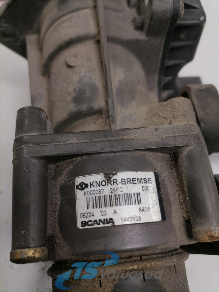 Scania Brake pressure control 1442938 - صمام الفرامل - شاحنة: صور 4 Scania Brake pressure control 1442938 - صمام الفرامل - شاحنة: صور 4