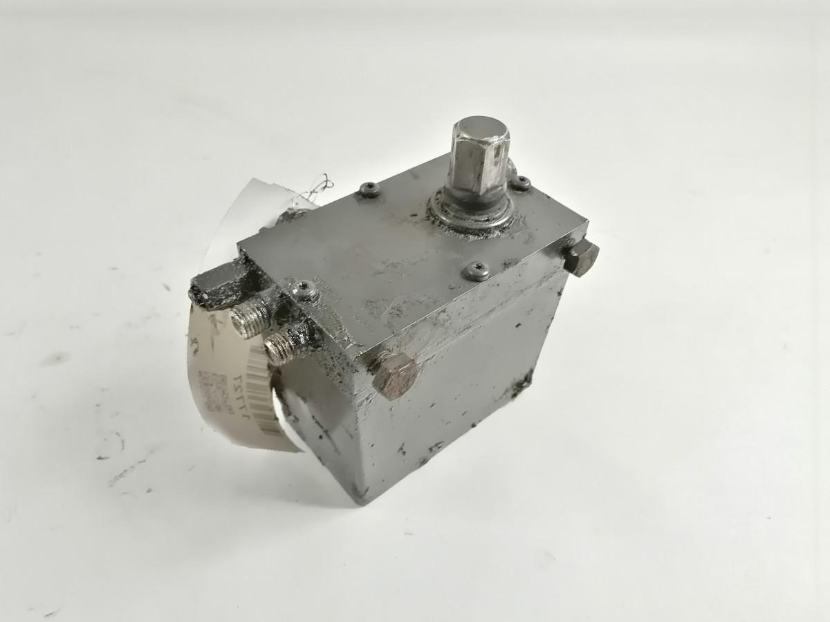 Scania Cab tilting pump 1794907 - الكابينة تعليق - شاحنة: صور 4 Scania Cab tilting pump 1794907 - الكابينة تعليق - شاحنة: صور 4