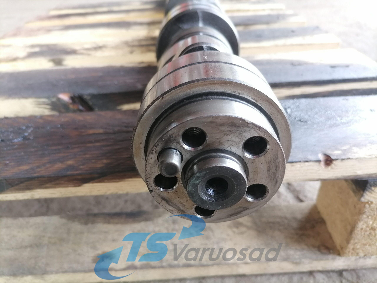 Scania Camshaft 1509917 - عمود الحدبات - شاحنة: صور 4 Scania Camshaft 1509917 - عمود الحدبات - شاحنة: صور 4